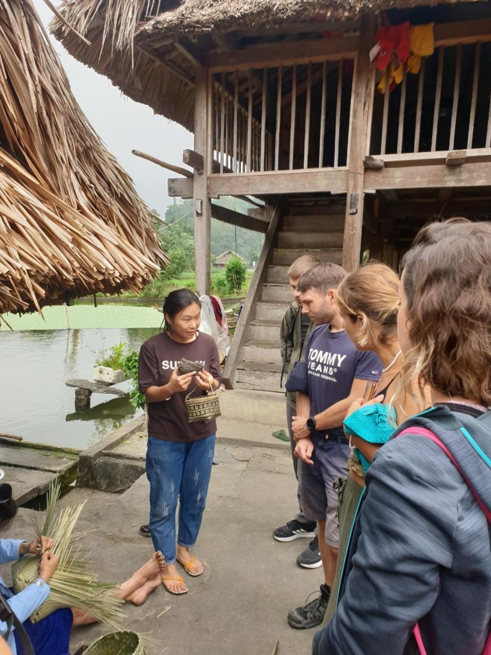 Nomadders Ha Giang Hostel ภายนอก รูปภาพ